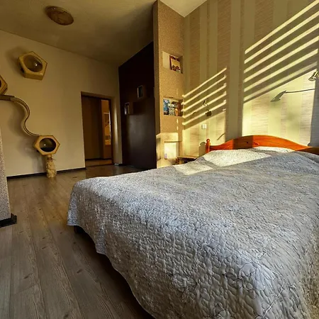 Promenade With Two Bedrooms *